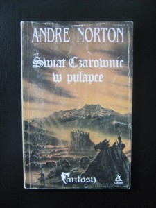 Andre Norton, Świat Czarownic w pułapce