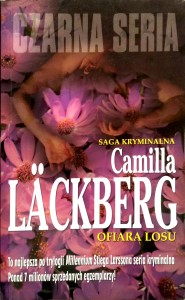 Camilla Lackberg, Ofiara losu Czarna seria