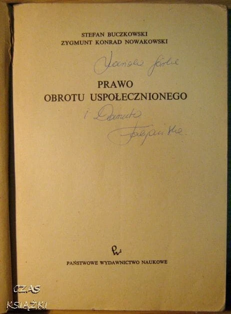 32703896.jpg