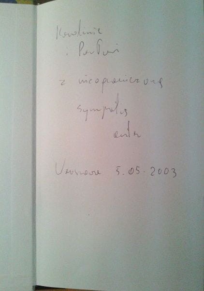 41037348.jpg