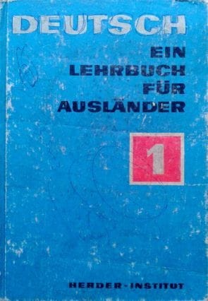 42352706.jpg