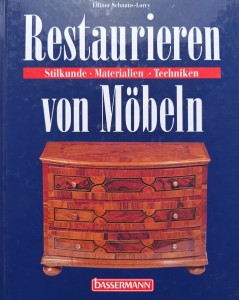 Ellinor Schnaus-Lorey, Restaurieren von Mobeln