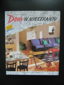 Aniko Preisich, Dom w mieszkaniu