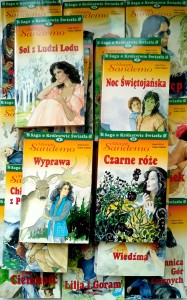 Margit Sandemo, Saga o Królestwie Światła KOMPLET